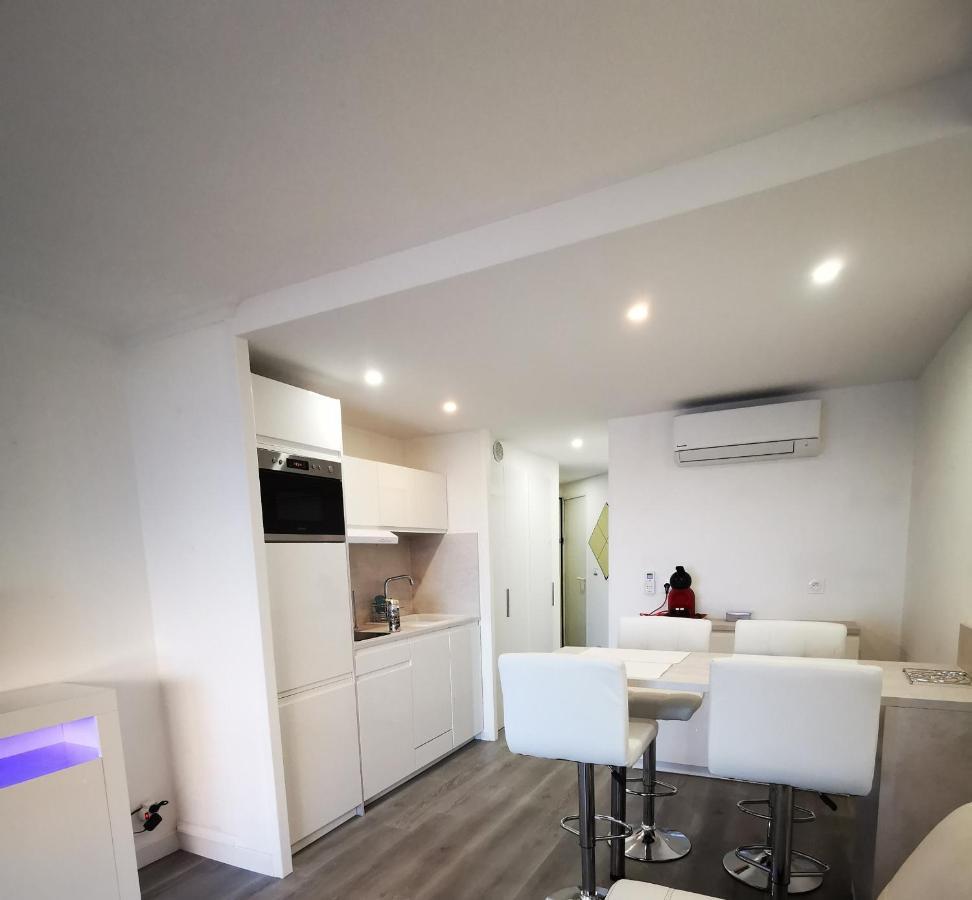 Appartement En Bord De Mer Cannes Exterior foto